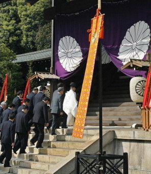 在靖国神社涂鸦的男子被日本公审