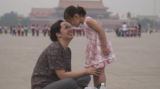 跨越时空的纠葛，被抱养女子拒认亲发声